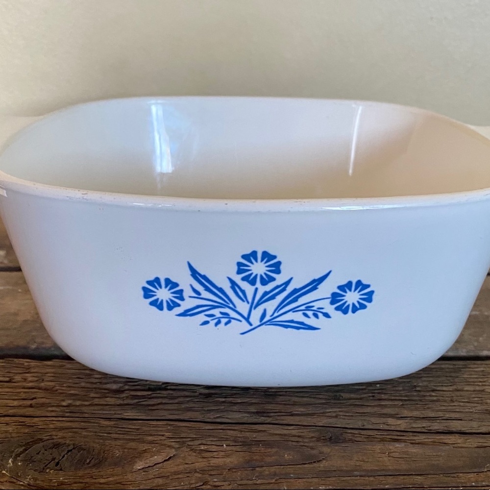 Vintage “Cornflower Blue” Corningware